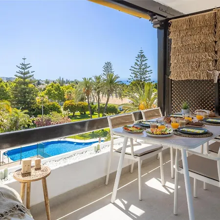 Golden Mile I Seaview I Pools I 4minutes Walk I Free Parking