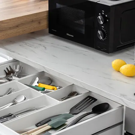 Golden Mile I Seaview I Pools I 4minutes Walk I Free Parking