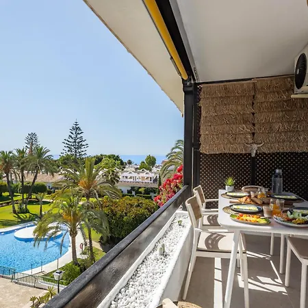 Apartment Golden Mile I Seaview I Pools I 4minutes Walk I Free Parking Marbella