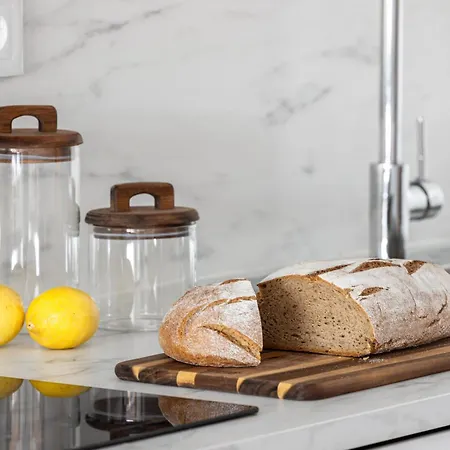 Golden Mile I Seaview I Pools I 4minutes Walk I Free Parking *