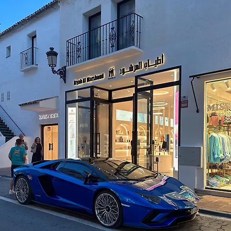 Golden Mile I Seaview I Pools I 4minutes Walk I Free Parking Apartment *