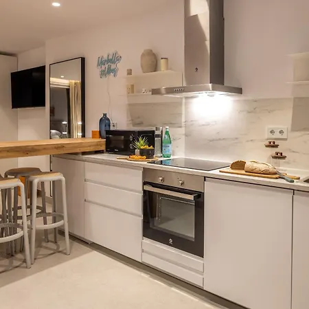 Appartement Golden Mile I Seaview I Pools I 4minutes Walk I Free Parking
