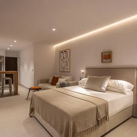 Apartment Golden Mile I Seaview I Pools I 4minutes Walk I Free Parking