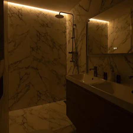 アパート Golden Mile I Seaview I Pools I 4minutes Walk I Free Parking マルベーリャ