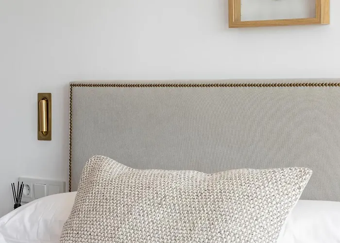 Golden Mile I Seaview I Pools I 4minutes Walk I Free Parking Appartamento *