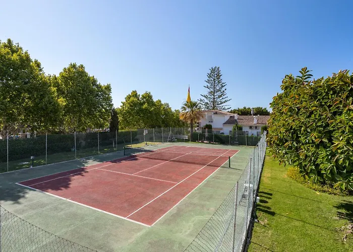 Golden Mile I Seaview I Pools I 4minutes Walk I Free Parking Appartamento *