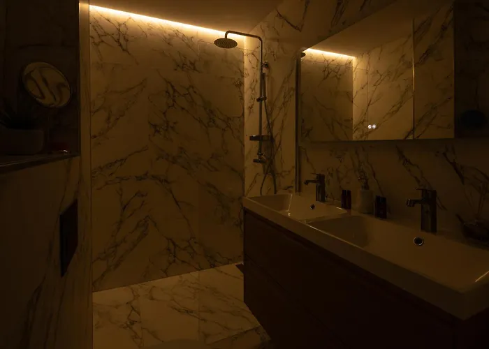 Appartamento Golden Mile I Seaview I Pools I 4minutes Walk I Free Parking Marbella